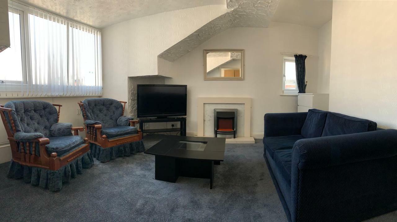 Beeton Villas Holiday Apartments Блекпул Екстериор снимка