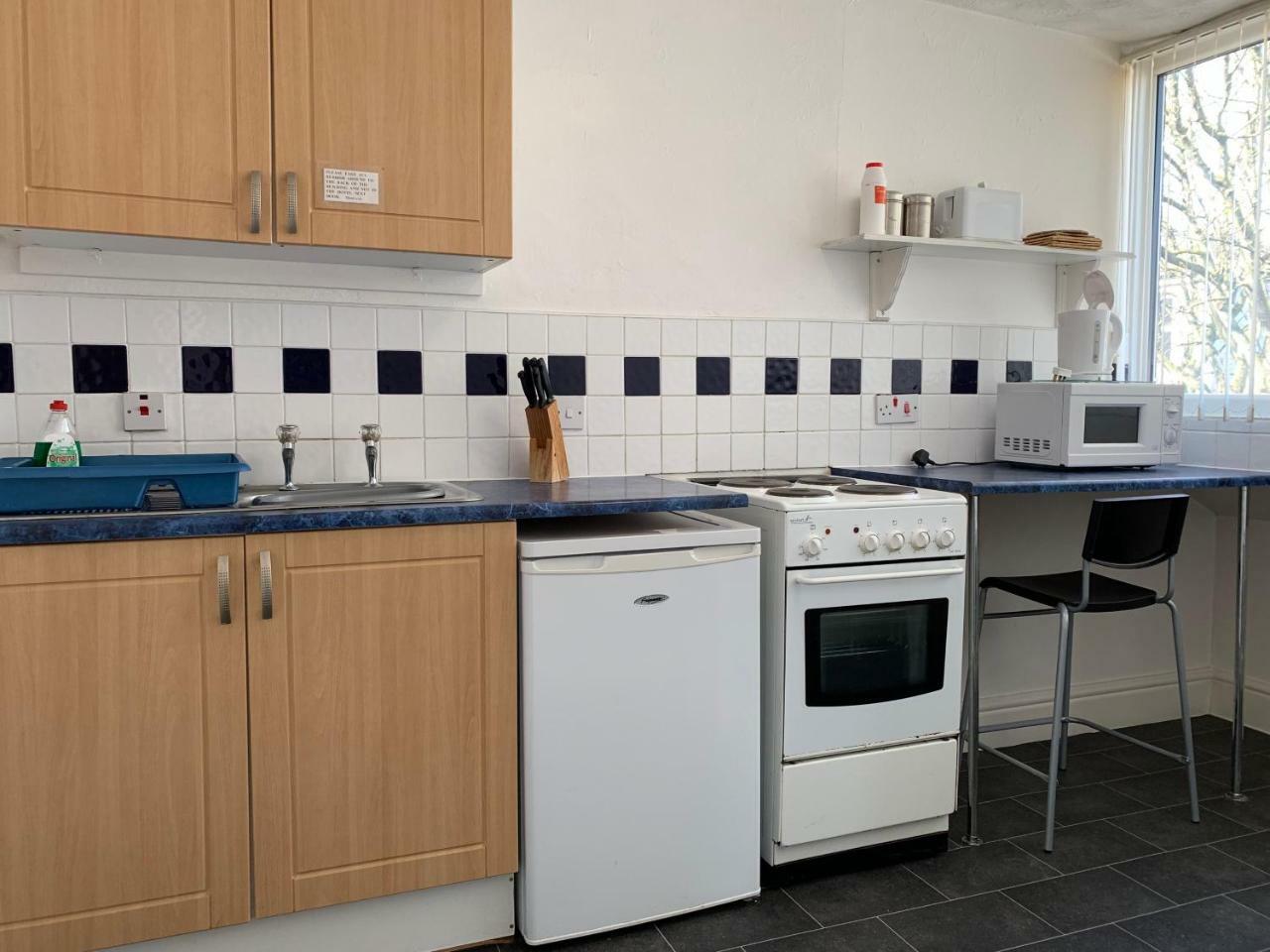 Beeton Villas Holiday Apartments Блекпул Екстериор снимка