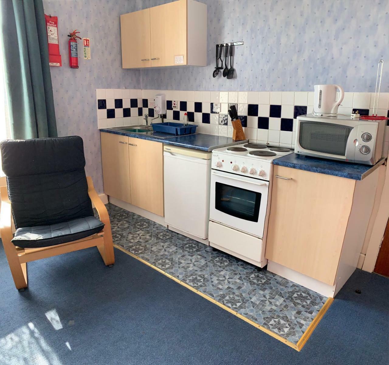 Beeton Villas Holiday Apartments Блекпул Екстериор снимка
