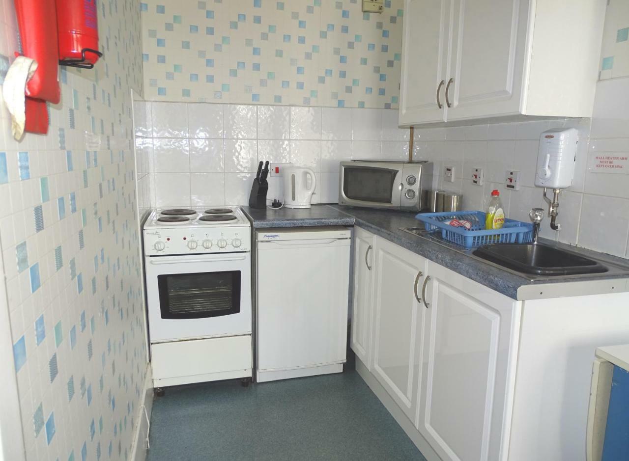 Beeton Villas Holiday Apartments Блекпул Екстериор снимка